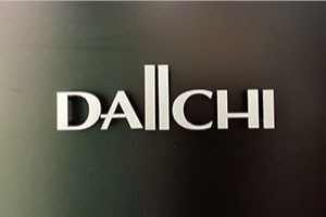 アクリル切文字｜シルバーメタリック塗装